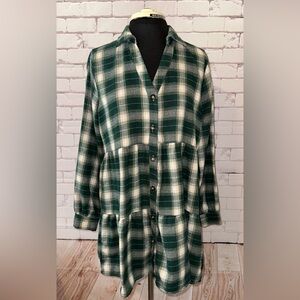 Green Plaid Women's Tiered Dress Medium 
Office Casual  Babydoll Long Sleeve